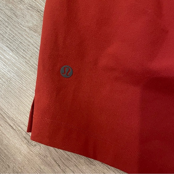 Lululemon Zeroed In Linerless Short 7" in Magma (Orange Red) - Picture 5 of 10